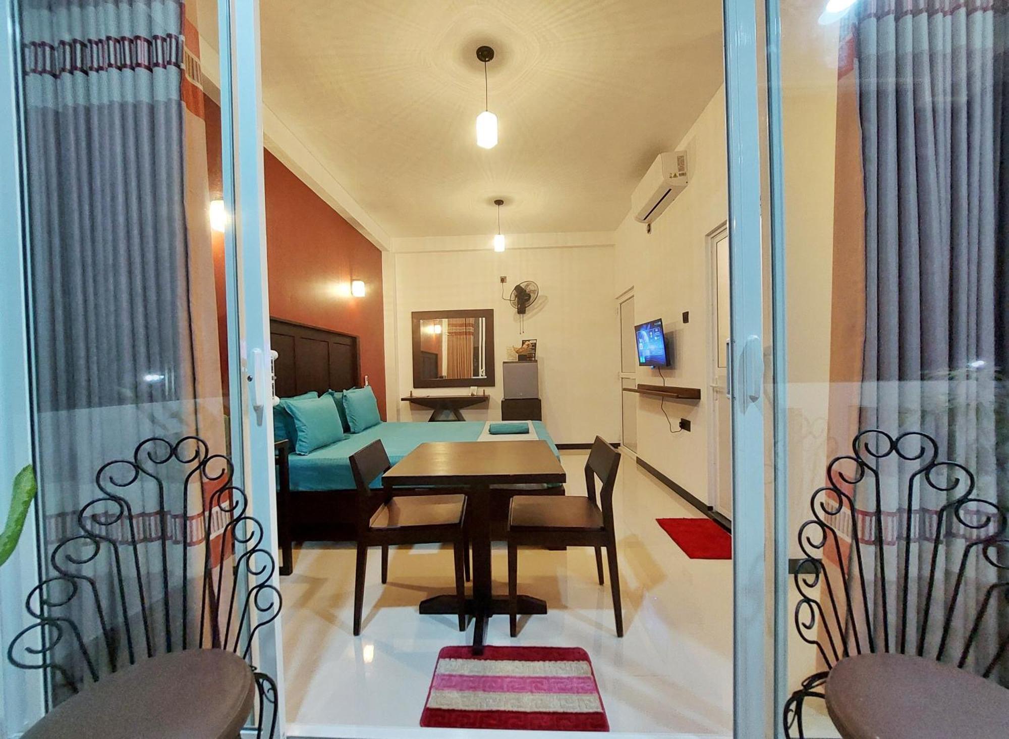 Chen Villa - Near Airport Negombo Luaran gambar